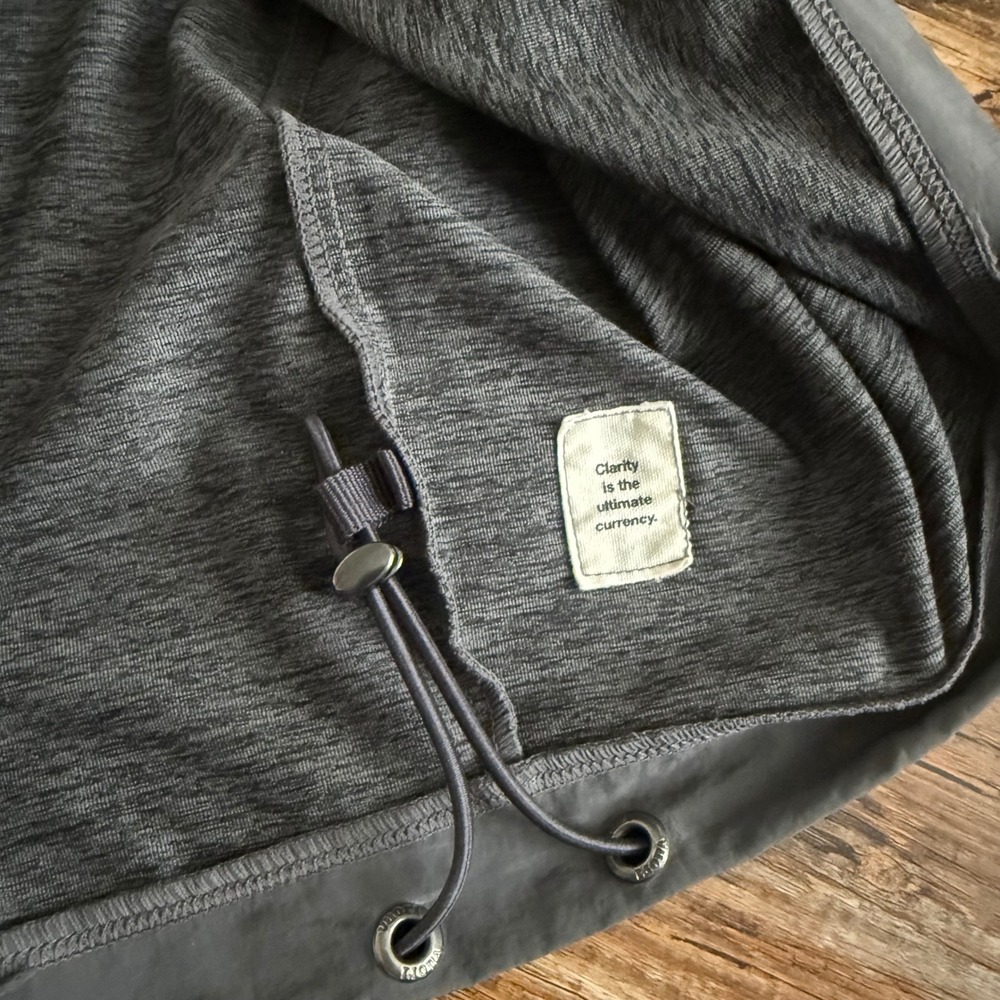 Vuori Strato Tech Performance Hoodie Mens Large Charcoal Heather Pullover - Picture 6 of 8
